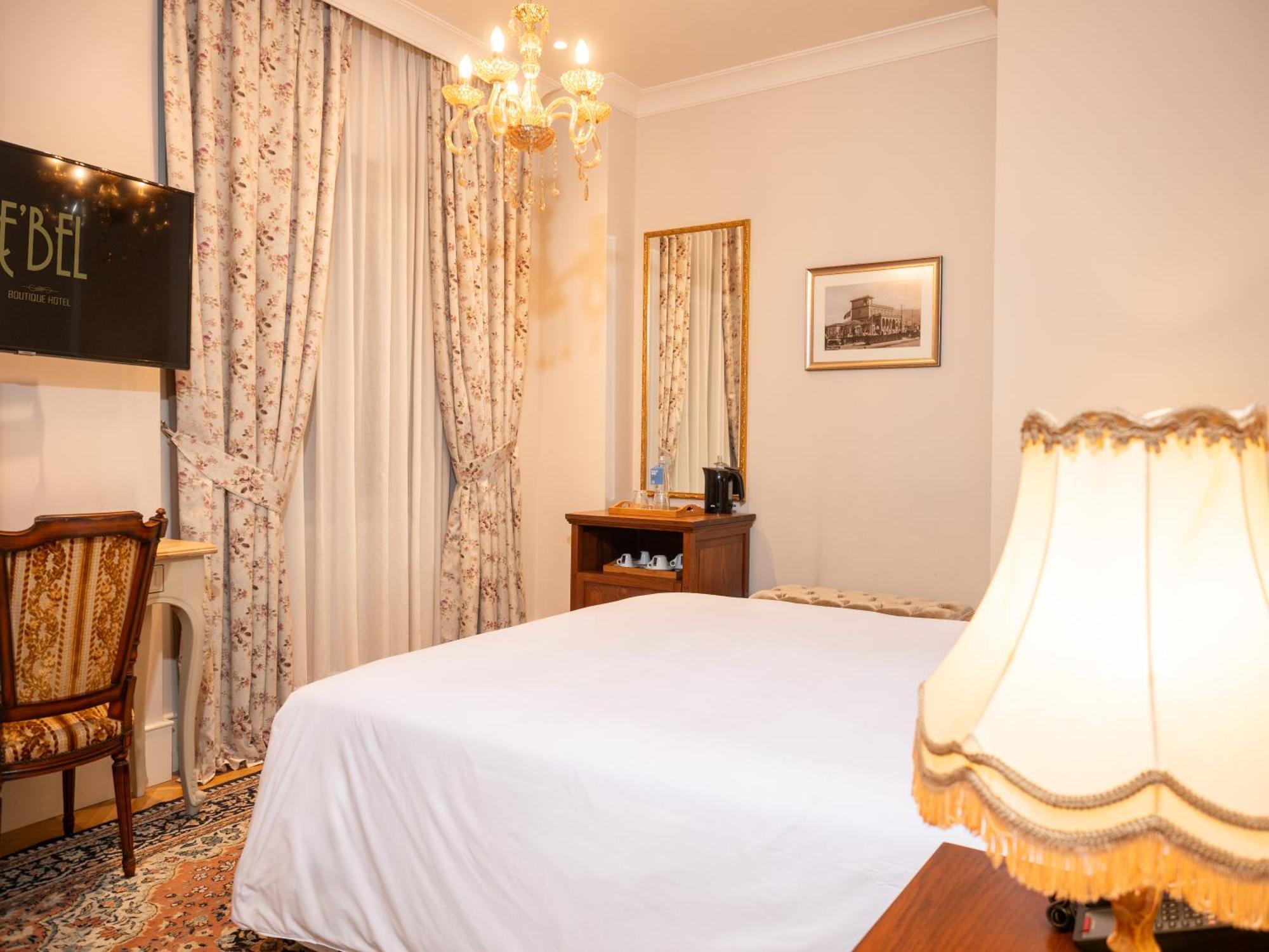 Ebel Boutique Hotel Tirana Exterior photo